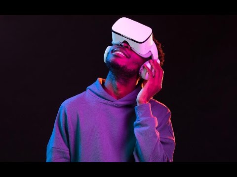 Future of Immersive Tech in 2025: Revolutionizing Virtual and Augmented Reality